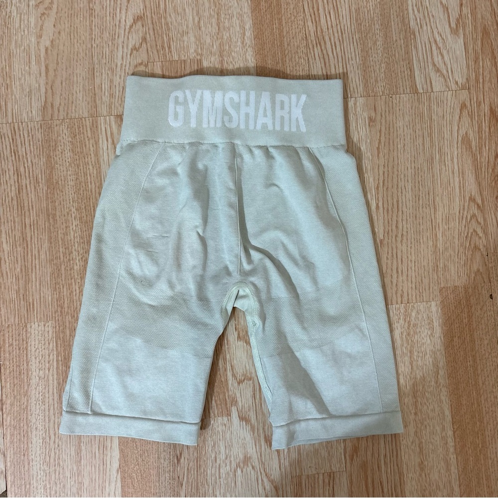 Gymshark Flex Cycling Short Biker short Size Medium